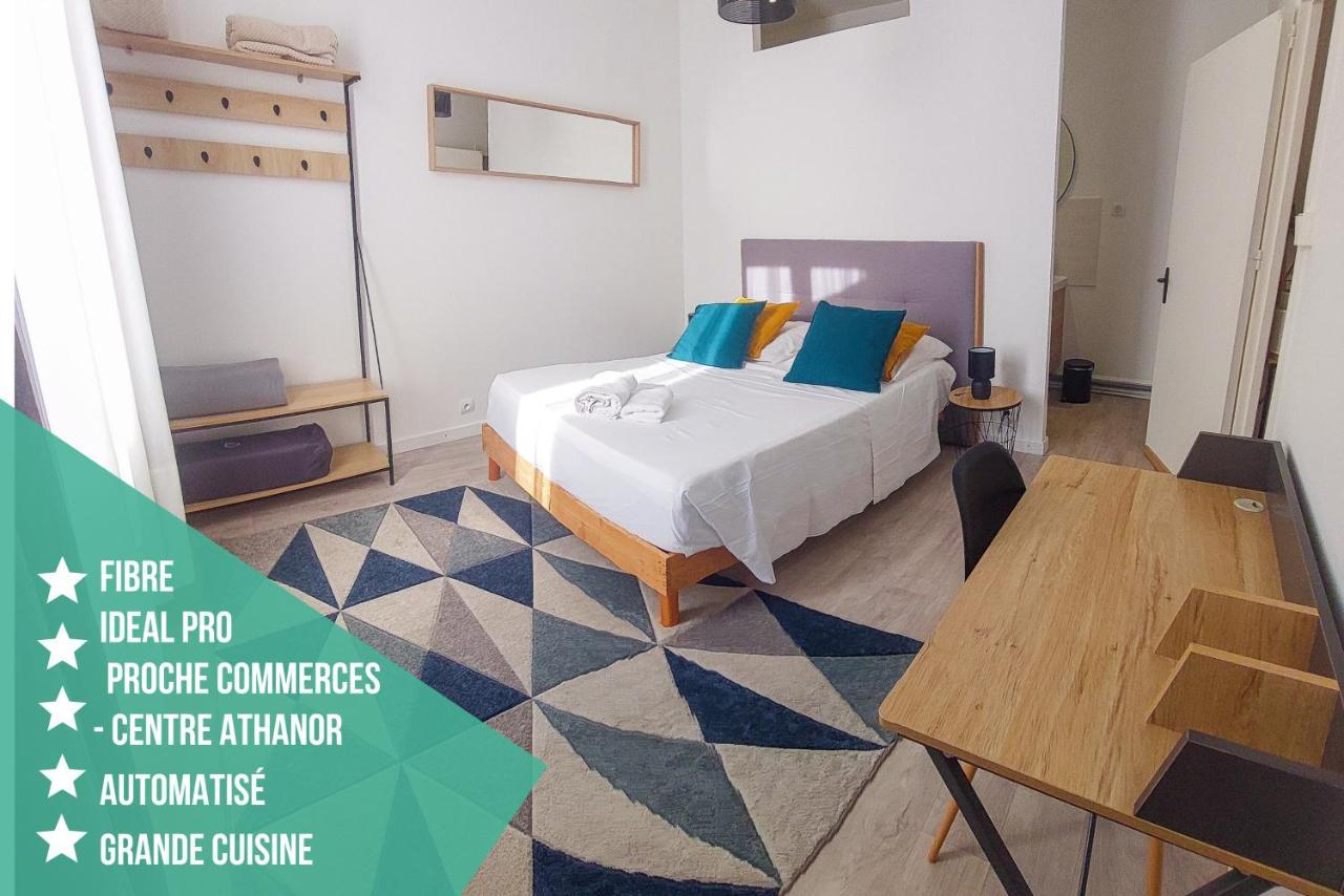 Artbleu -Tout Confort - Ideal Pros - Proche Commerces Montluçon Buitenkant foto